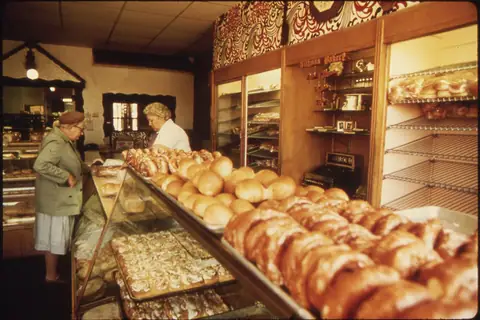 Rowes Bakery photo 2